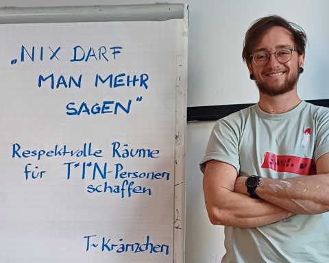 Der Workshop "Nichts darf man mehr sagen" beginnt.